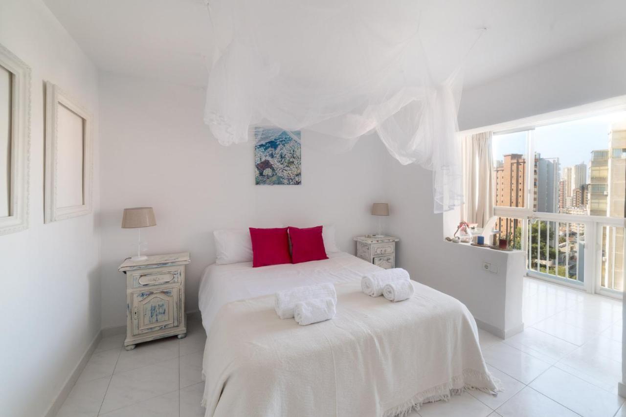 Moonkey - Apto Paris Con Piscina Y Parking Daire Benidorm Dış mekan fotoğraf