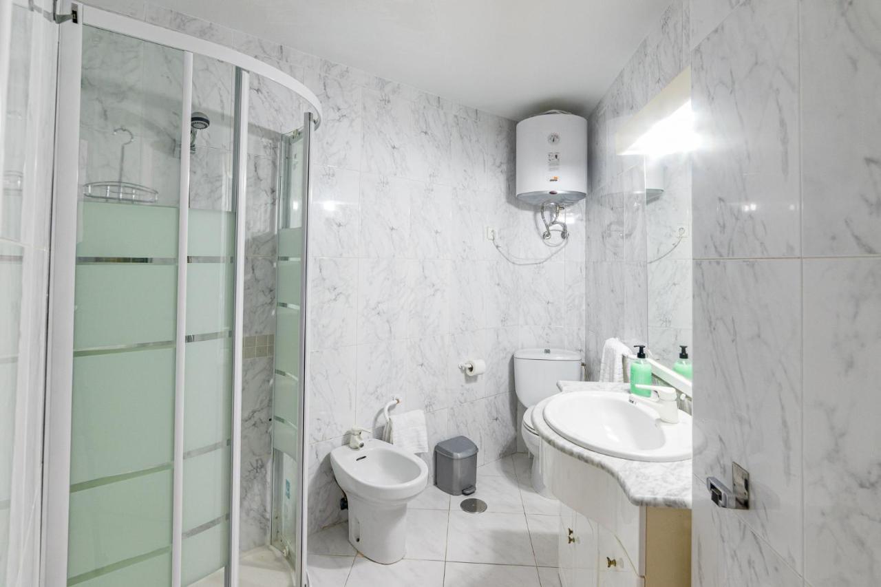 Moonkey - Apto Paris Con Piscina Y Parking Daire Benidorm Dış mekan fotoğraf