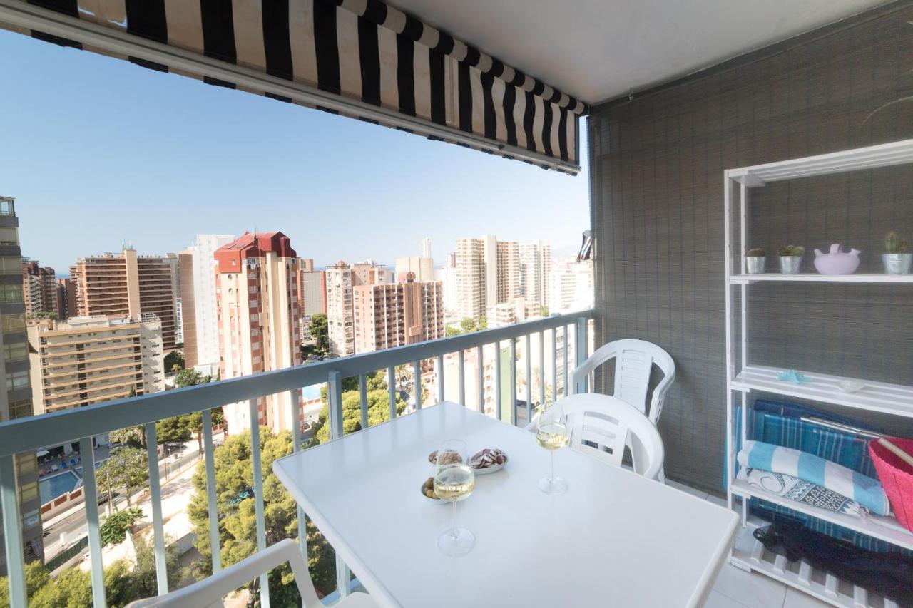 Moonkey - Apto Paris Con Piscina Y Parking Daire Benidorm Dış mekan fotoğraf