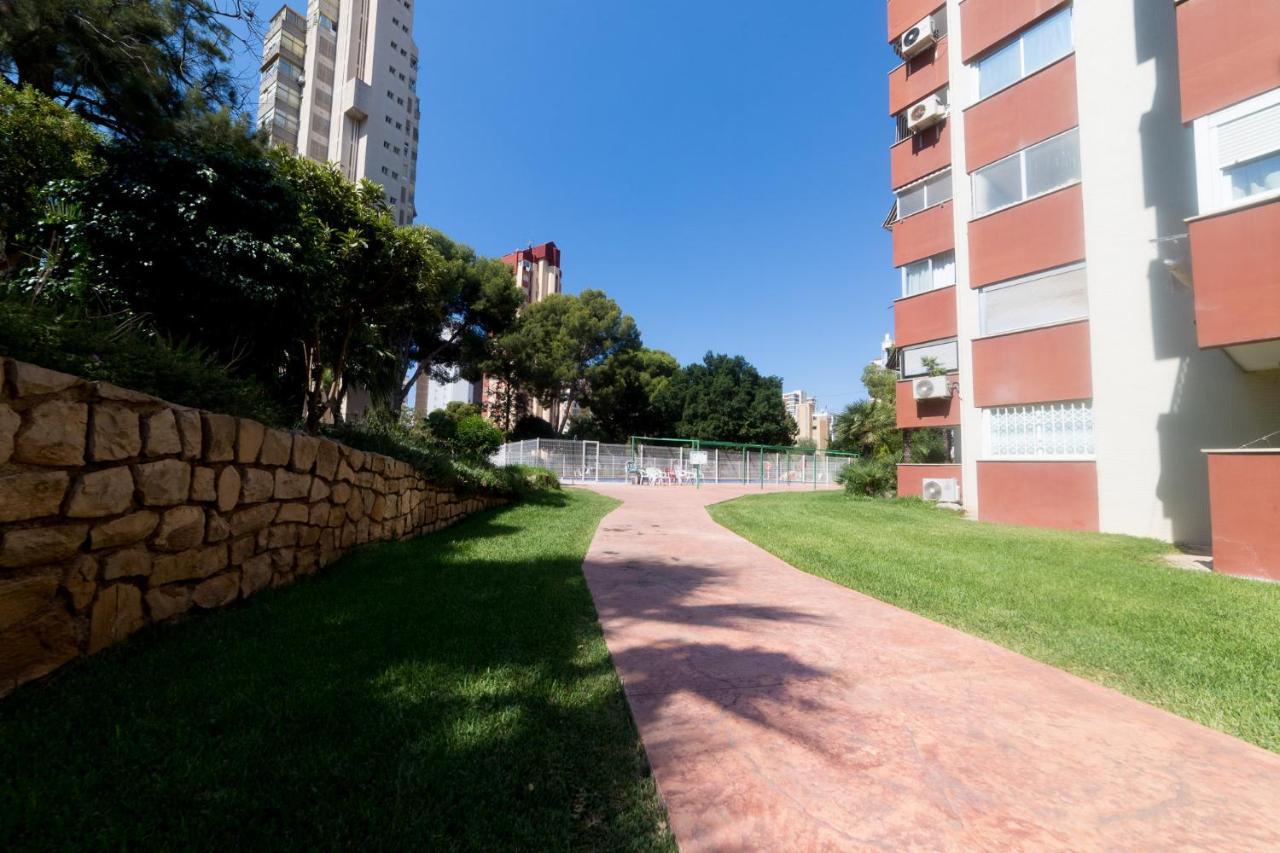 Moonkey - Apto Paris Con Piscina Y Parking Daire Benidorm Dış mekan fotoğraf