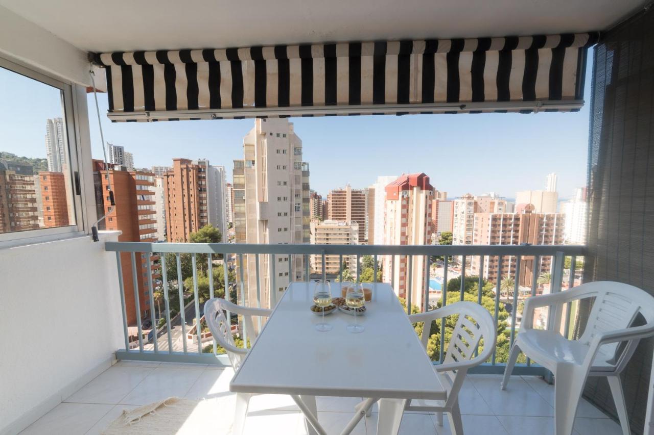 Moonkey - Apto Paris Con Piscina Y Parking Daire Benidorm Dış mekan fotoğraf